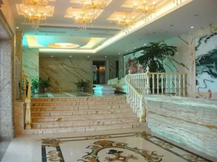 Шэньчжэнь: Sapphire Sea View Hotel