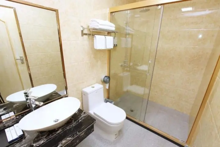 Шэньчжэнь: Sapphire Sea View Hotel