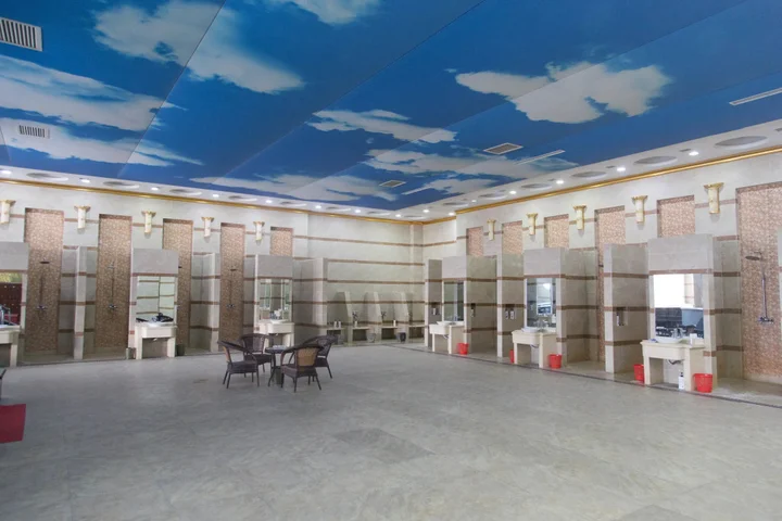 Наньтун: BaiYue International Hotel