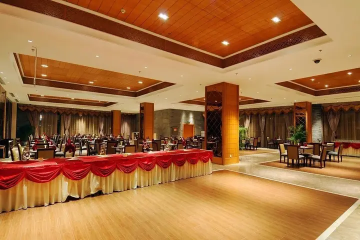 Чунцин: Chongqing Wansheng Hotel