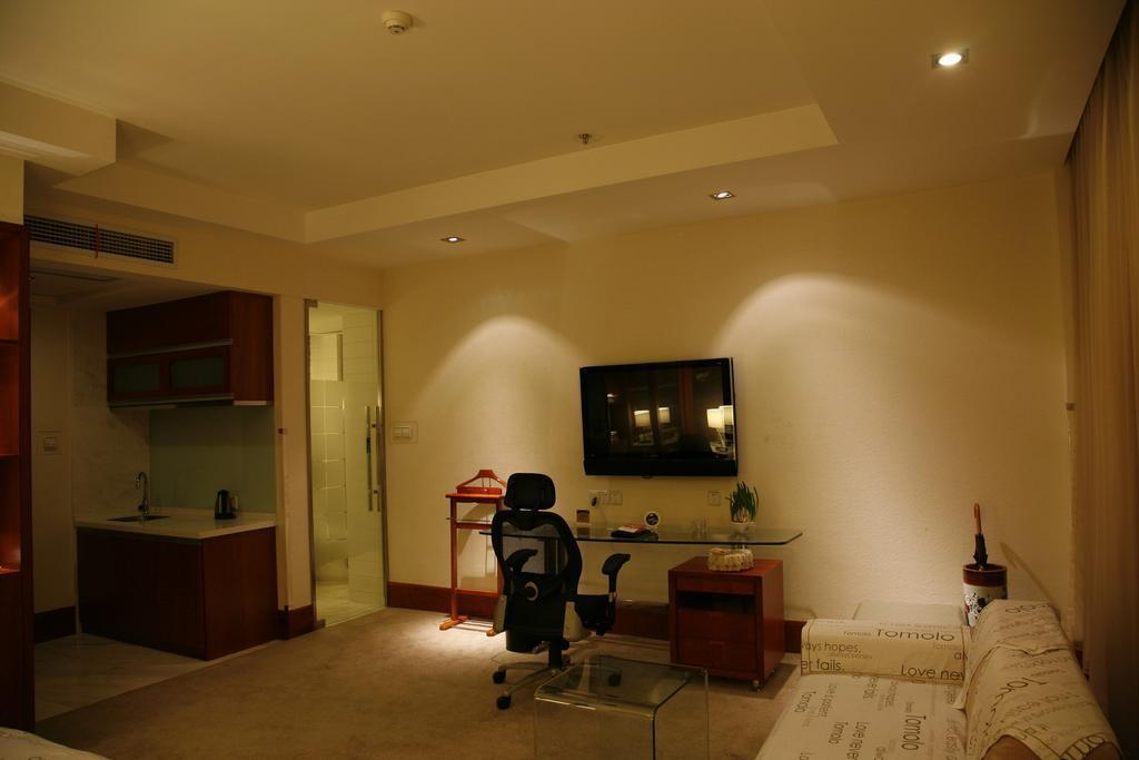 Ухань: Yangtze River TOMOLO Hotel (Jianghan Road Branch)