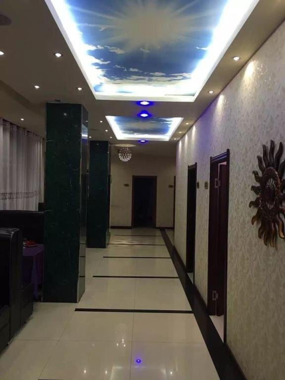 Хулун-Буир: Huijin Hotel