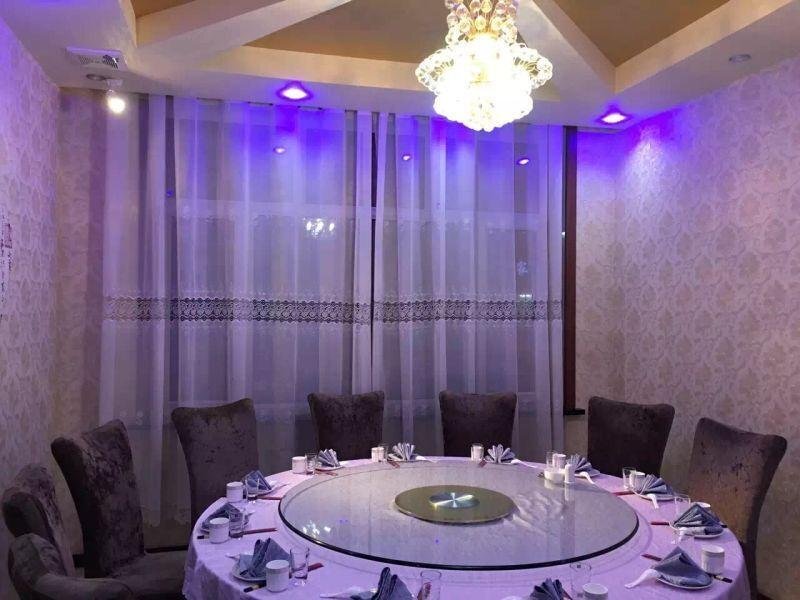 Хулун-Буир: Huijin Hotel