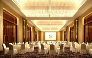 Ухань: Optics Valley Free Trade Exchange Center