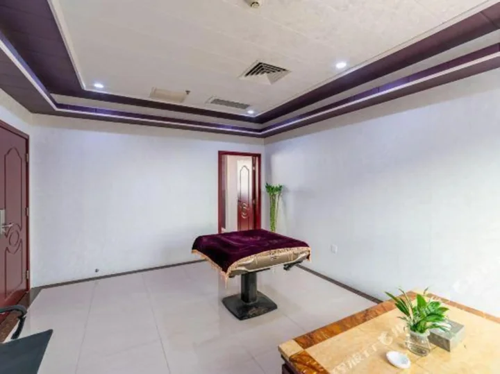 Чжухай: Junhe Hotel