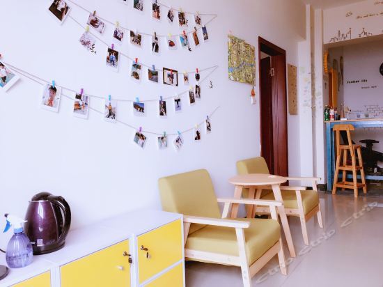 Лоян: YueTu Capsule-WangChen Branch