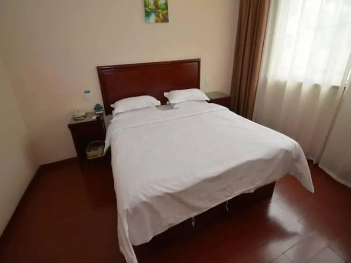 Чжэнчжоу: GreenTree Inn Zhengzhou Shangjie District Xuchang Road Express Hotel