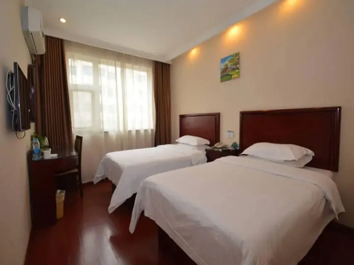 Чжэнчжоу: GreenTree Inn Zhengzhou Shangjie District Xuchang Road Express Hotel