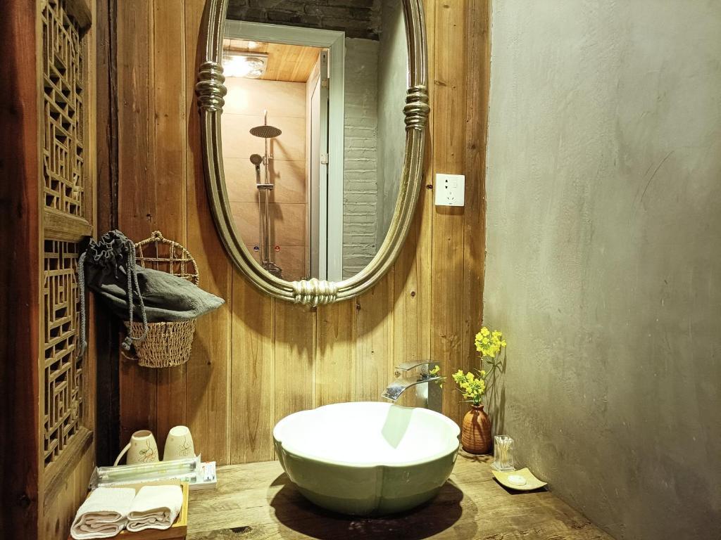 Шанграо: Wuyuan Qiye Yanxiang Guesthouse