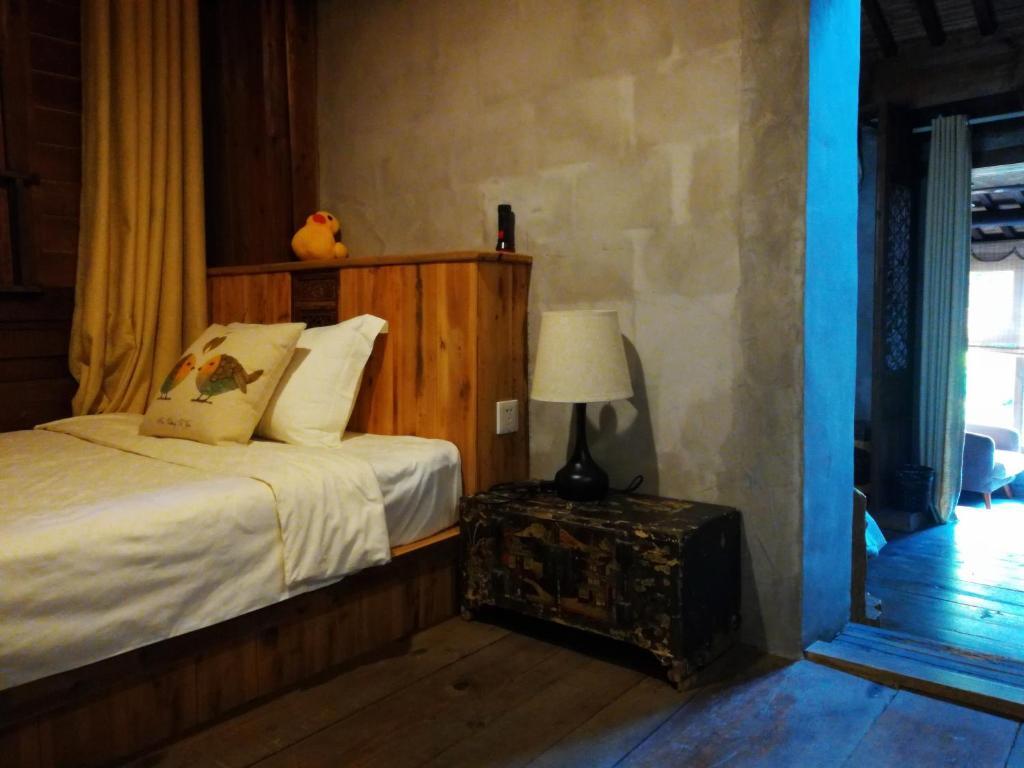 Шанграо: Wuyuan Qiye Yanxiang Guesthouse