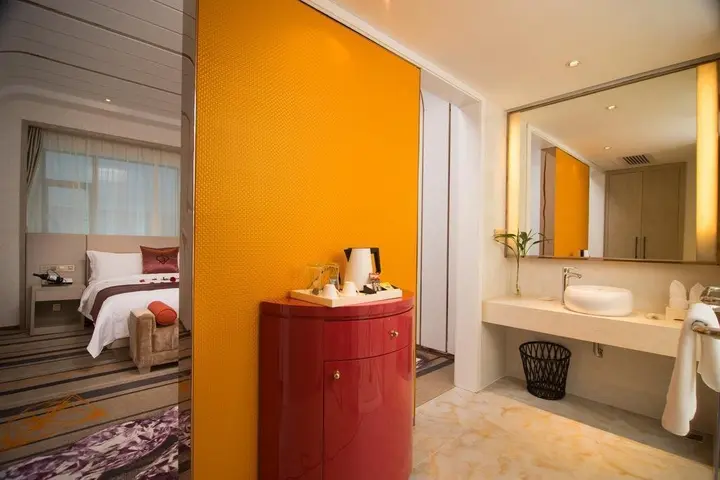 Шэньчжэнь: Pinnacle Art Hotel