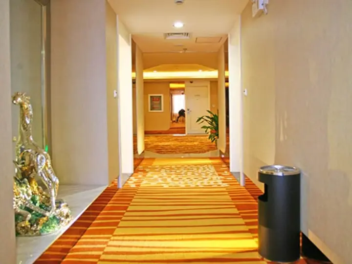 Ухань: ZongGuan Branch EESIR Hotel