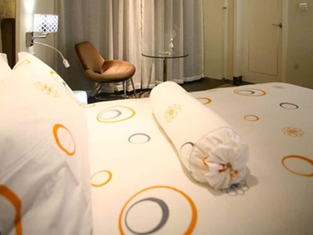 Ухань: ZongGuan Branch EESIR Hotel