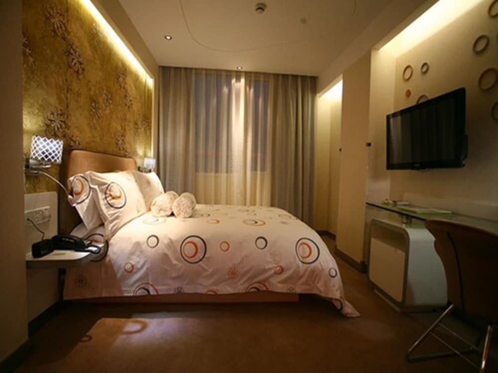 Ухань: ZongGuan Branch EESIR Hotel