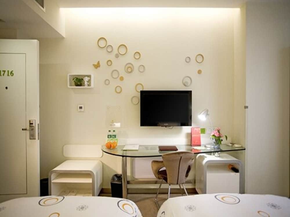 Ухань: ZongGuan Branch EESIR Hotel