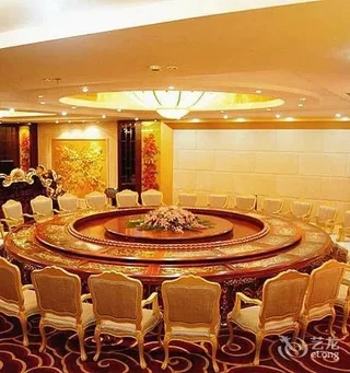 Даньдун: Shenda Jianghai Hotel