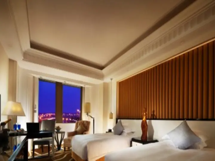 Цзясинь: Inspirock Hotel
