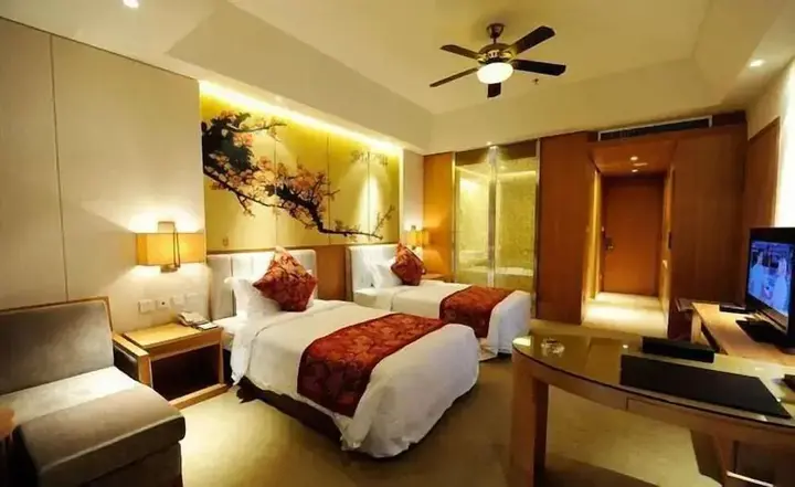 Циньхуандао: Qinhuangdao Arcadia Seaside Holiday Hotel