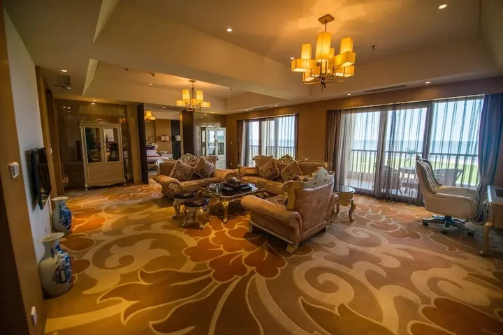 Циньхуандао: Qinhuangdao Arcadia Seaside Holiday Hotel