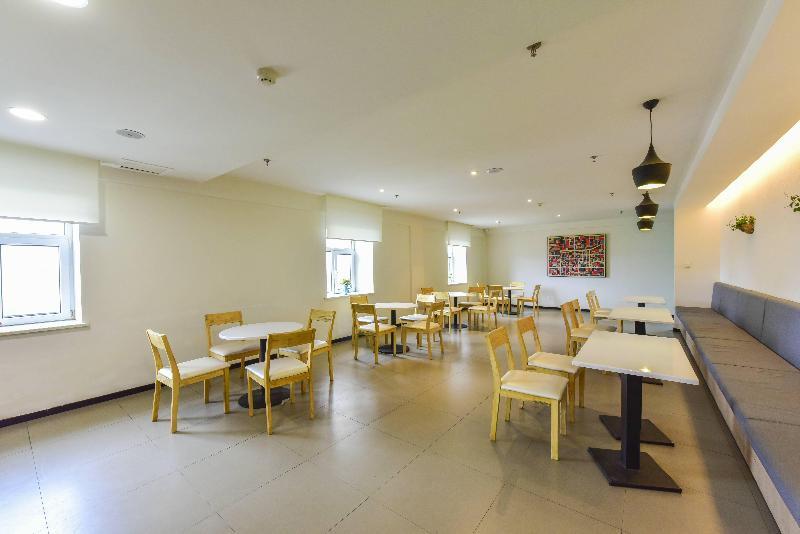 Синин: Hanting Hotel (Xining Fengqing Road Conven&Exhibi