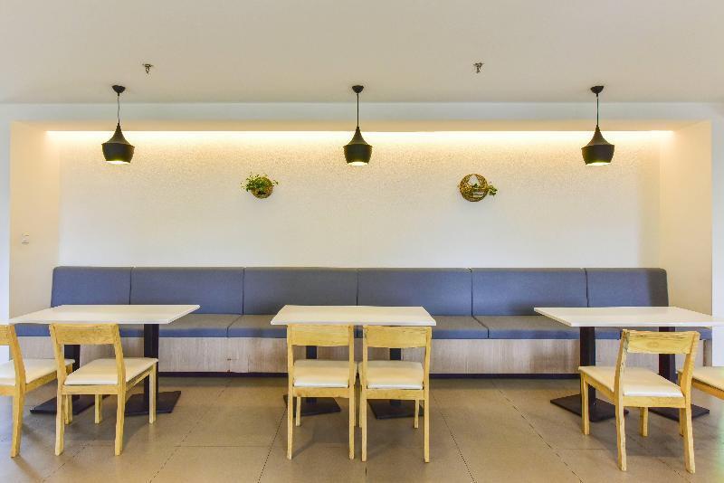 Синин: Hanting Hotel (Xining Fengqing Road Conven&Exhibi