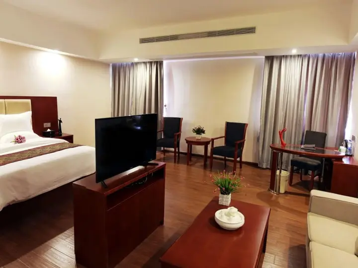 Цзеян: GreenTree Inn Jieyang Konggang District North Wangjiang Rd Hotel
