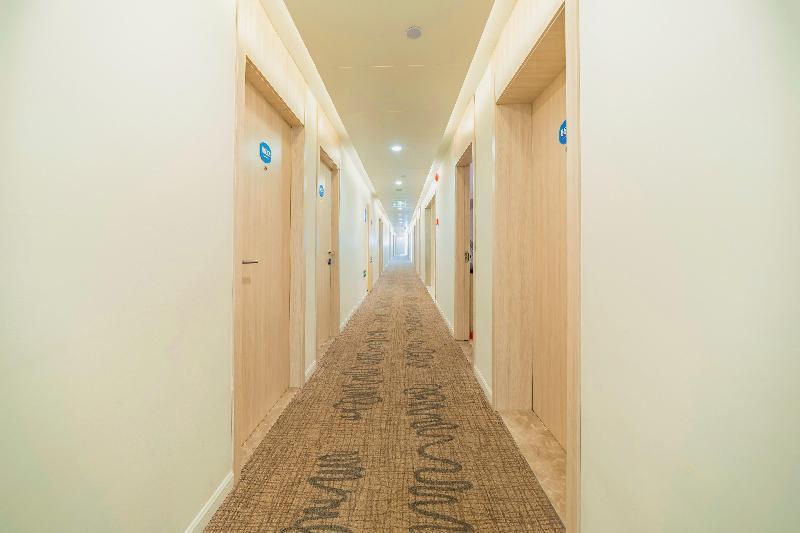 Шанхай: Hanting Hotel Shanghai Hongqiao Hub Qibao Huxing Road
