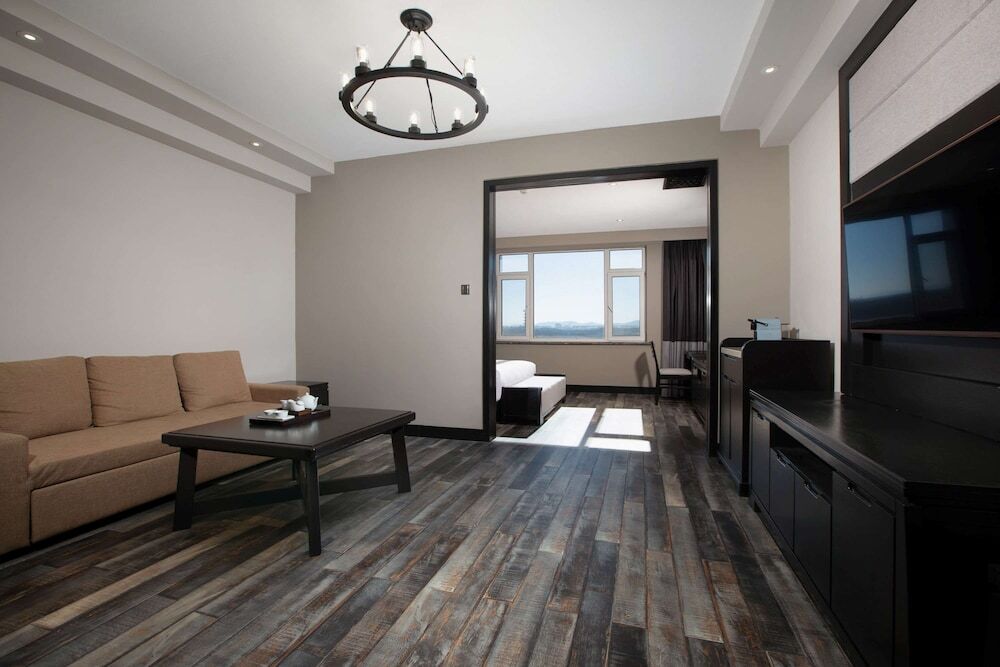 Wyndham Garden Changbaishan Hot Spring Resort by Wyndham — фото 5