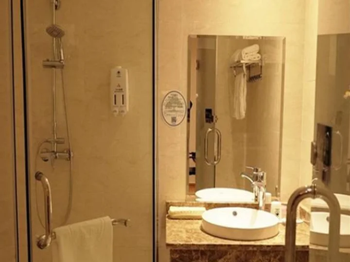 Бэйхай: GreenTree Inn Huanzhu(S)Rd.Transit  Center Express