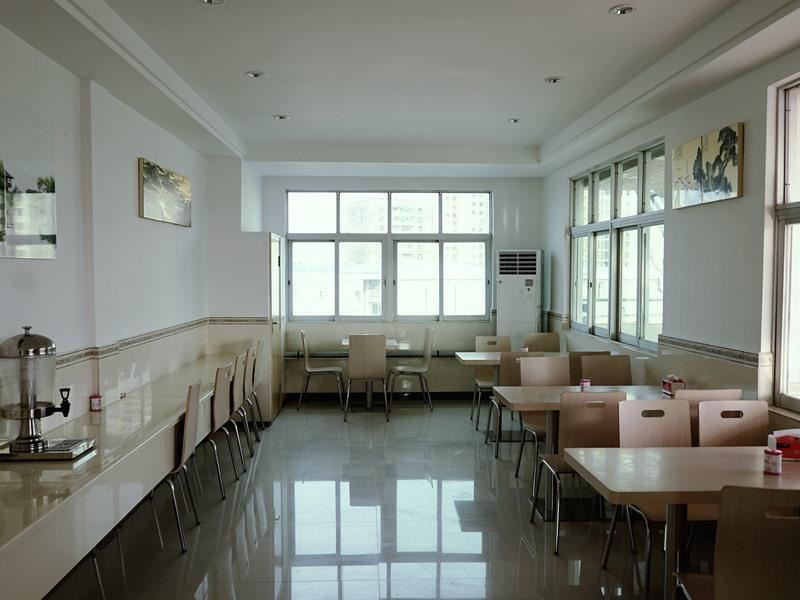 Бэйхай: GreenTree Inn Huanzhu(S)Rd.Transit  Center Express
