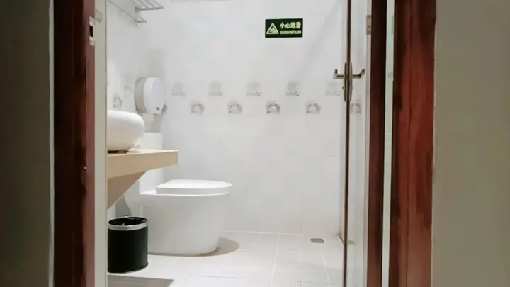 Шаогуань: Q+ Nanxiong Xinhewan Business Hotel