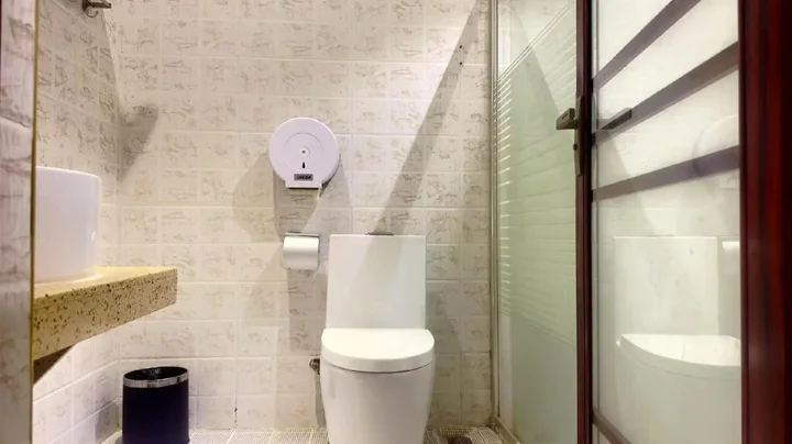 Шаогуань: Q+ Nanxiong Xinhewan Business Hotel