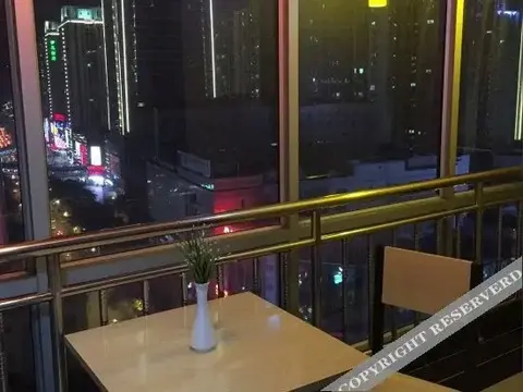 Чунцин: Yuquan Capsule Hostel