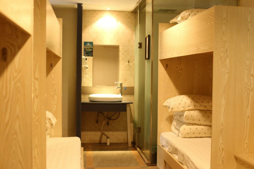 carousel image 4