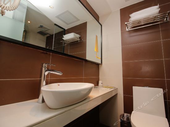 Синин: IU Hotel Xining Convention Certer