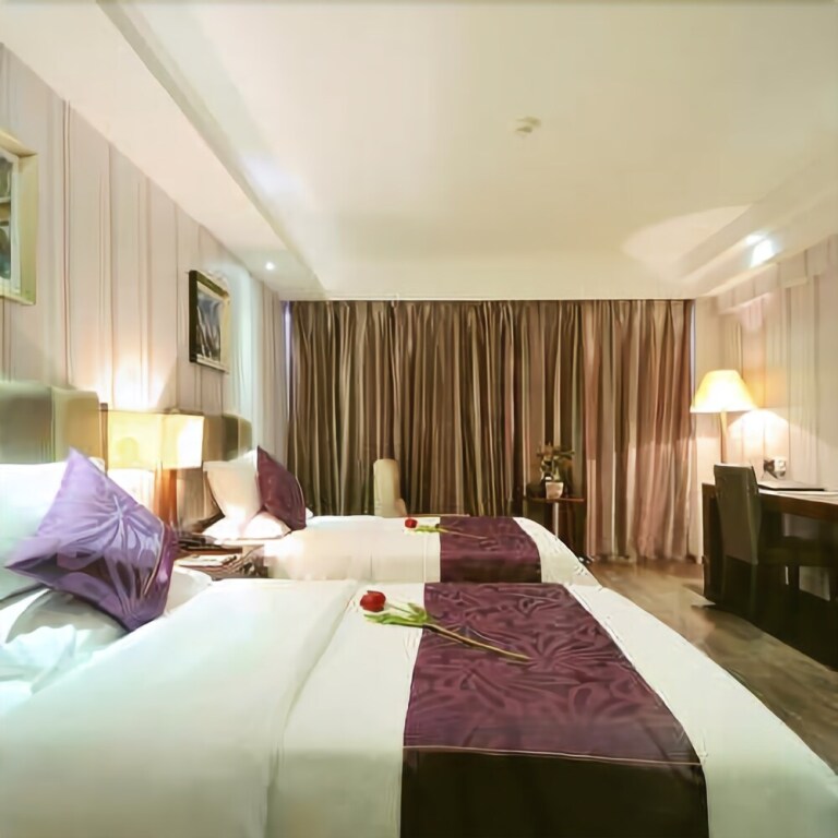 Бэйхай: Tulips International Hotel