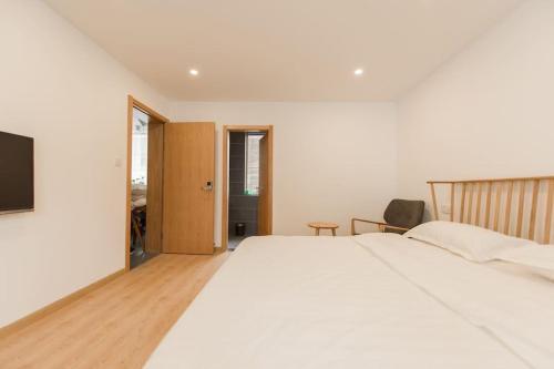 carousel image 5