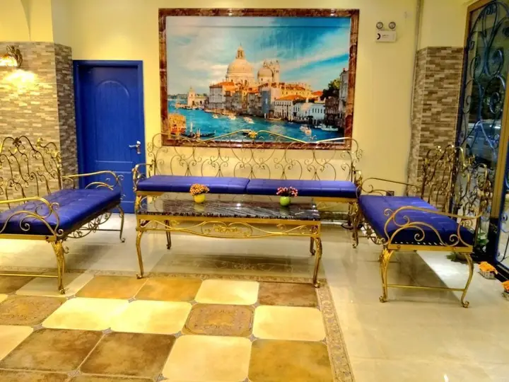 carousel image 1