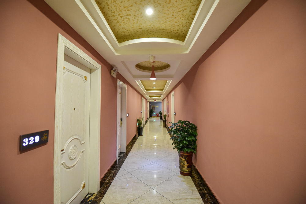 Наньпин: Nanping Theme Hotel