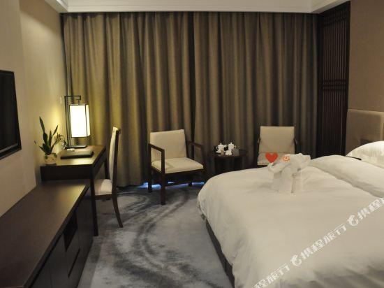 Жичжао: Feitian Hotel