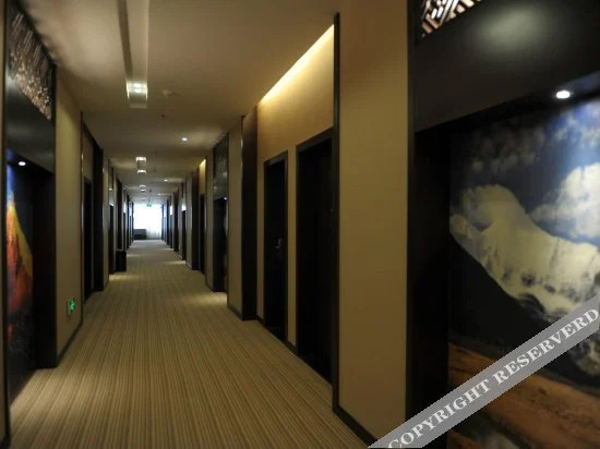 Шангри-Ла: Yuncheng Business Hotel
