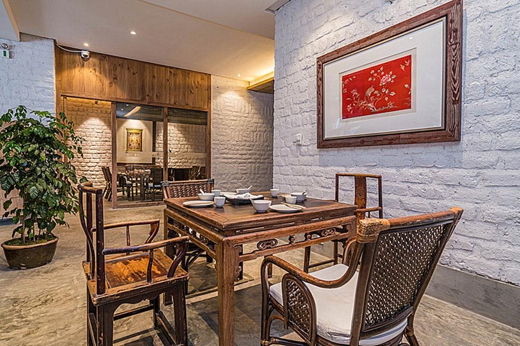 Баошань: Manju Hotel