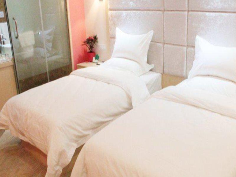 Кайфын: Kaifeng Dong Jing International Business Hotel