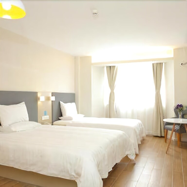Хайкоу: Hanting Hotel (Haikou Mingzhu Plaza)