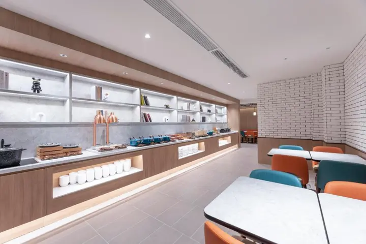 Ляньюньган: HanTing Hotel (Lianyungang Xugou Seafood City)