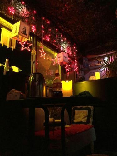 Цзясинь: Xitang Black Inn