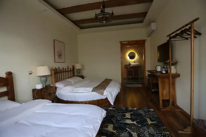 Шангри-Ла: Shangri-La Zen Hotel