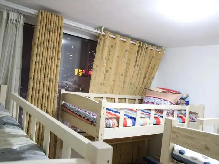 Яньтай: Yantai Music Theme Youth Hostel