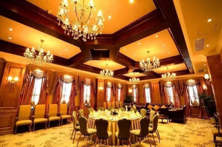 Ухань: Harvest International Hotel