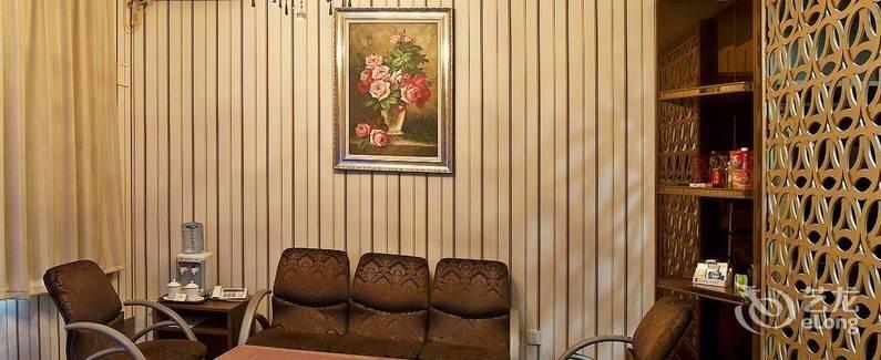 Пуян: Biway East Garden Hotel